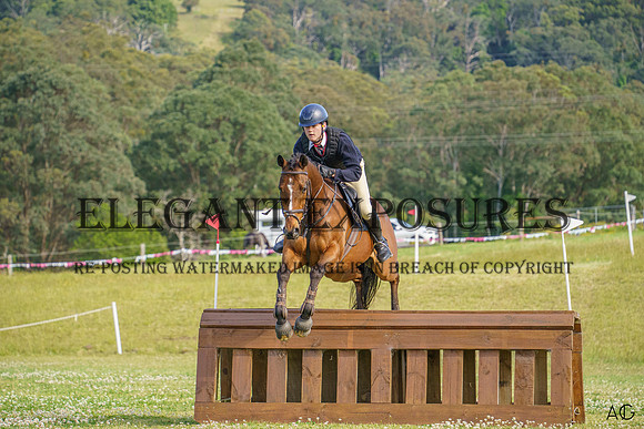 _AJG8540