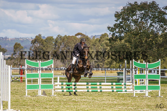 _AJG9240